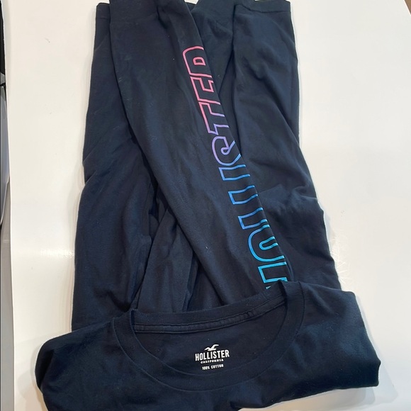 Hollister Navy Tee with Multicolor Logo - Picture 2 of 3